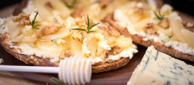 Amazing Staff Recipes: Pear, Stilton and Walnut Rarebit - October